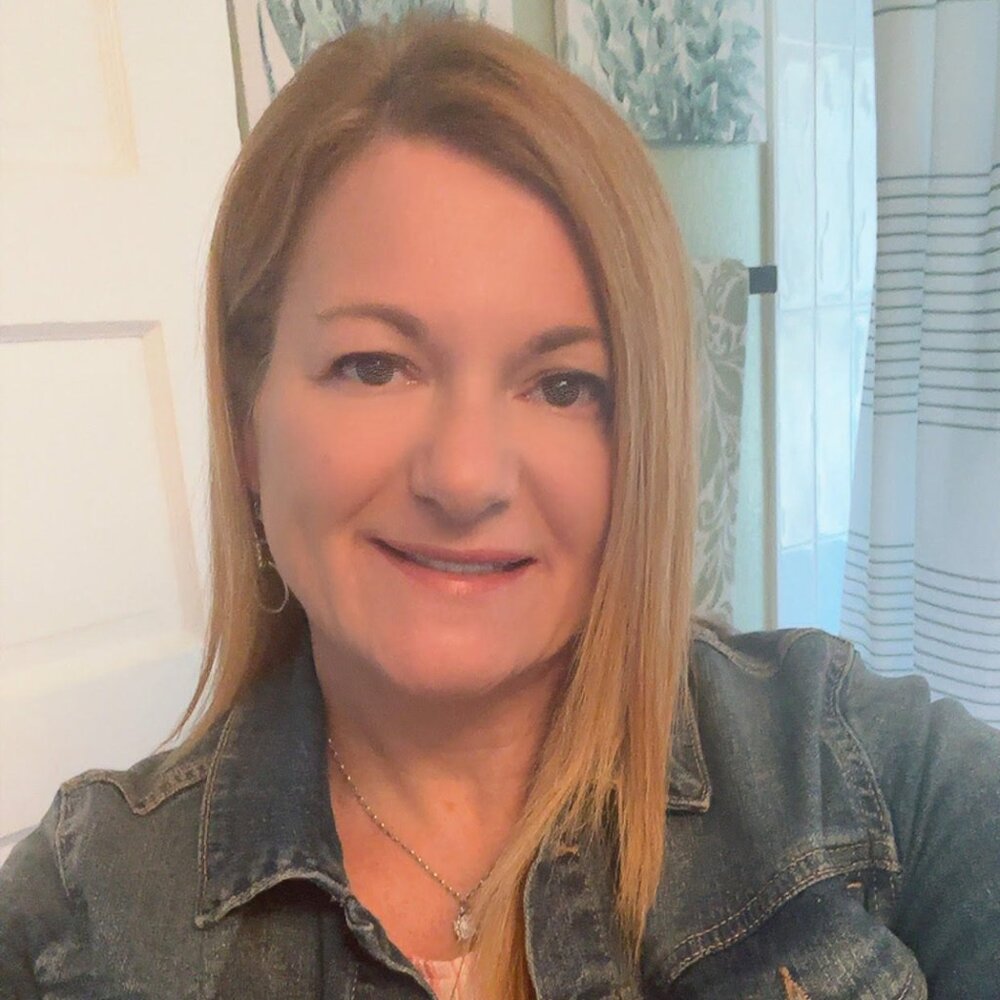 Meet your Posher, Sandi